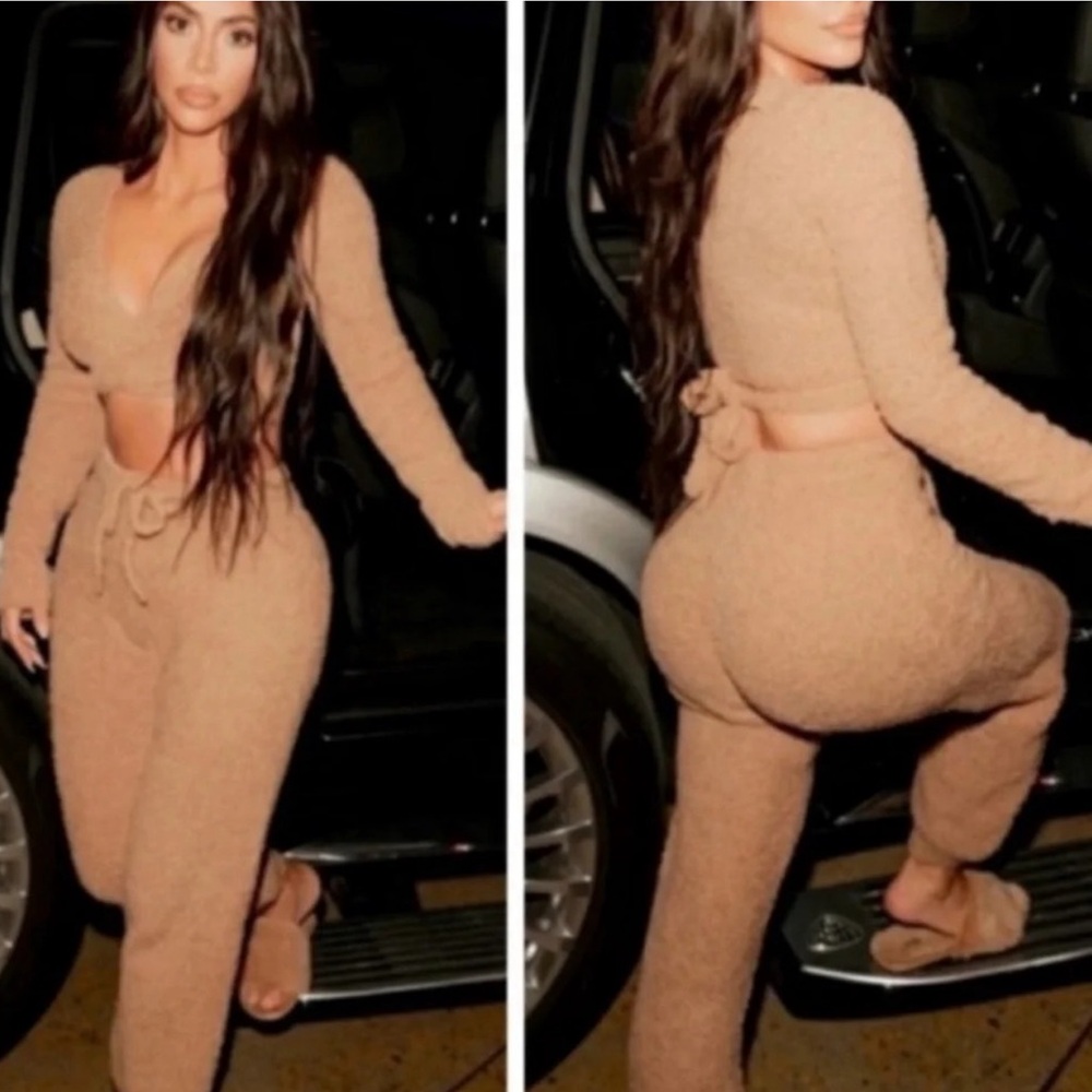 NWT SKIMS LOUNGEWEAR